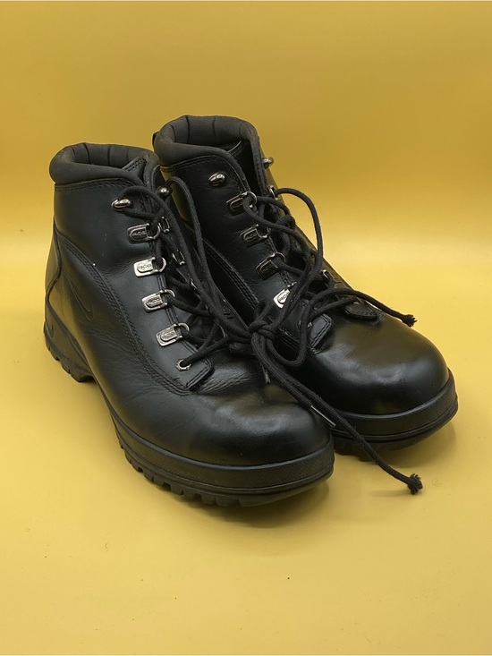 Nike Shoes - Nike Women's Black Lace-Up Leather Ankle Boots